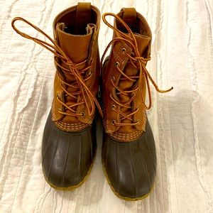 LL BEAN duck boots Size 8.5 brown